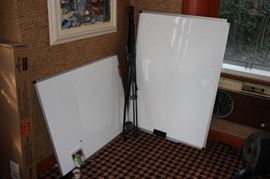Magnetic Whiteboards with Easel