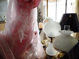 Many lamps to chose from