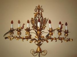 Impressive 7 light wall sconce, plugs in.