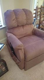 Golden electric recliner and lift chair