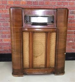 TUBE RADIO