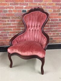 VICTORIAN CHAIR
