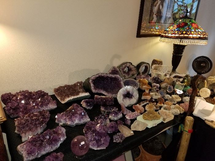 Large collection of crystals, geodes, rocks and more. Must see amazing pieces 
