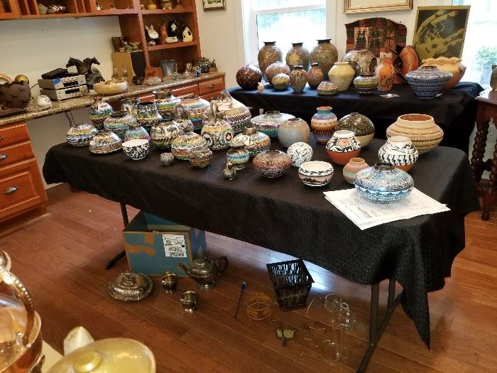 Great Collection of California & Navajo Pottery 