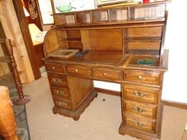roll top desk