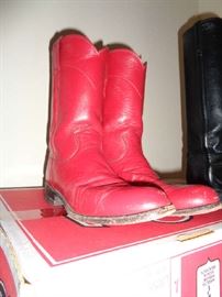 red boots'