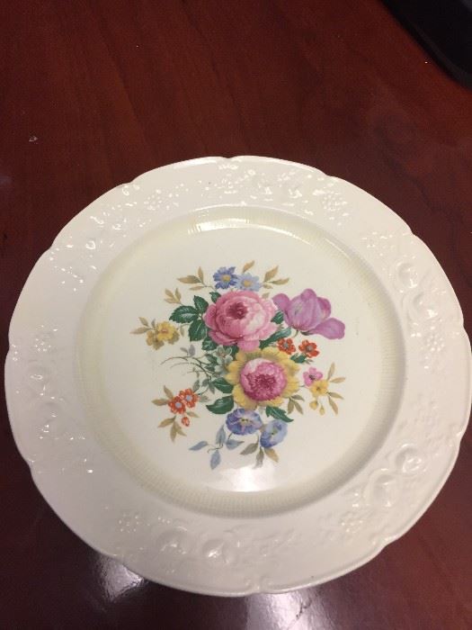 Ravenna decorative plate.