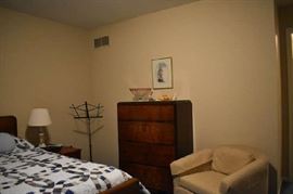 Joerns Bros Wis., Waterfall Chest