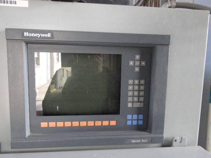 Honeywell Boiler Control Panel