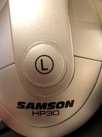 Samson HP30 Headphones