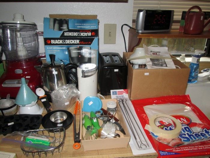Kitchen:  Proctor Silex Toaster, Bravetti Stick Blender, Radio/Clock, Krupps Coffee Grinder