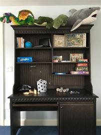 Desk with Hutch in Chocolate, Toys, Games, Stuffed Animals