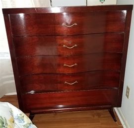 Great chest of drawers