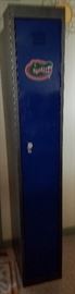 Gator locker
