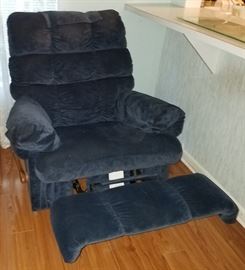 Rocker recliner