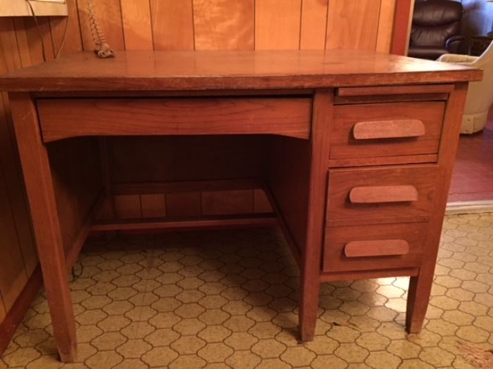 single drawer stack oak desk-- front