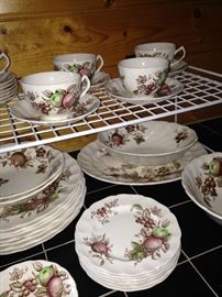 Miscellaneous pieces of Johnson Bros. "Harvest Time"