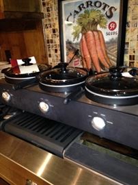 Bella Kitchen "Triple Slow Cooker Buffet & Serve"