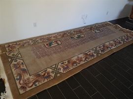 Luxurious wool area rug