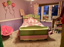 full bed frame & comforter set