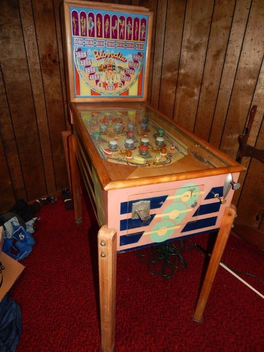1940 Genco "Blondie" Original Pinball Machine - Fantastic Graphics & (as always) Priced to Sell!