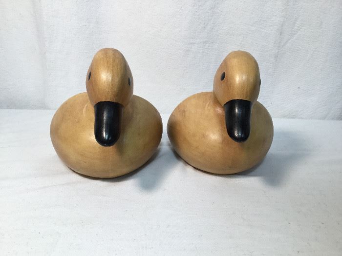  Pair of Wooden Duck Bookends  http://www.ctonlineauctions.com/detail.asp?id=685478