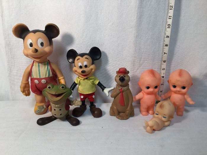  (7) Vintage Rubber Toys  http://www.ctonlineauctions.com/detail.asp?id=685489