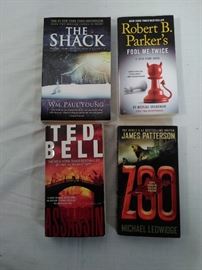  Group of 4 Misc. Thriller Novels  http://www.ctonlineauctions.com/detail.asp?id=685591