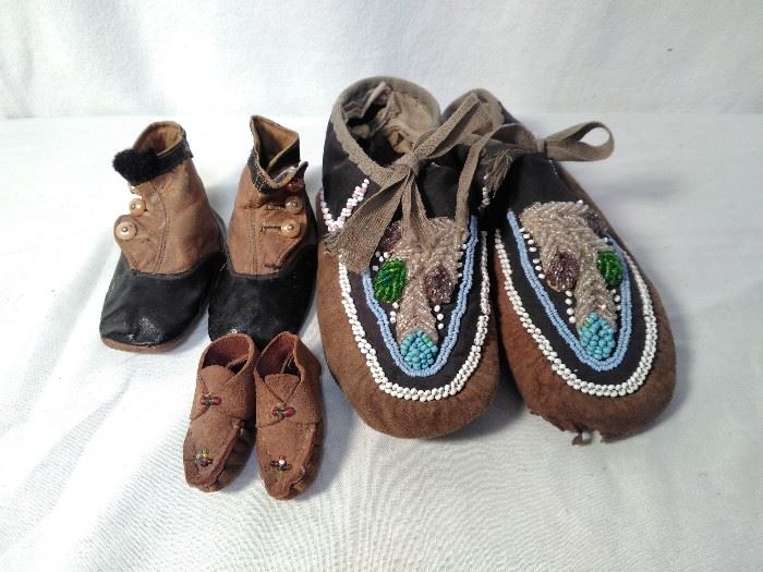  Handmade Shoes - 3 Pairs  http://www.ctonlineauctions.com/detail.asp?id=685600