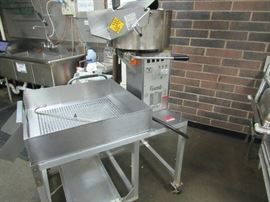 Cornado Popcorn Machine