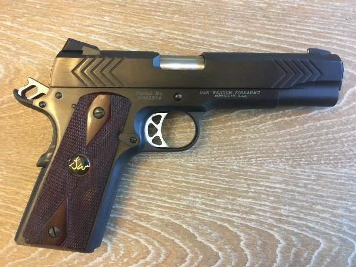 1911 Dan Wesson PMD Point Man .45cal