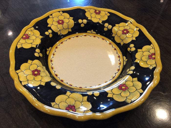 44. Ceramiche D'Arte Ravello Italy Pottery: 2 Dinner Plates, 6 Salad.Dessert Plate, 5 Soup Bowls