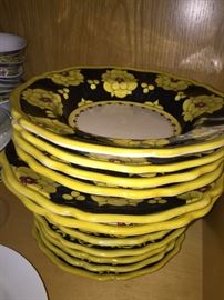44. Ceramiche D'Arte Ravello Italy Pottery: 2 Dinner Plates, 6 Salad.Dessert Plate, 5 Soup Bowls