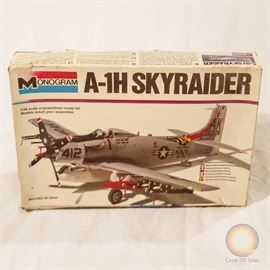 Monogram A-1H Skyraider – 5419 – Vintage Scale Model