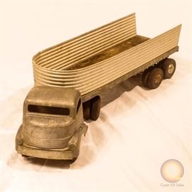 Smith Miller GMC Silver Streak Fruehauf Tractor Trailer – 1950’s Vintage Smitty Toys Steel Toy