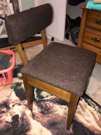 Sewing chair