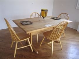Kitchen Table with 4 Chairs 