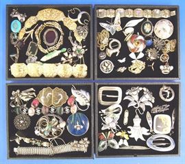 Trays of  Sterling Silver jewelry