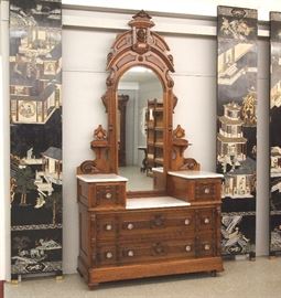 Victorian m/t dresser 