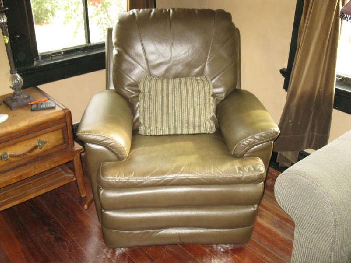 leather type chair 