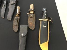 Large selection of hunting knives - Buck, Case, Schrade