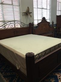 King Bed Ranch Style with Tempurpedic
