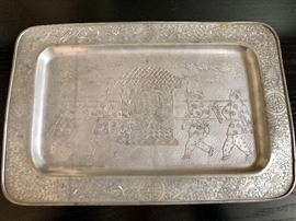 Pressed tray, Peking