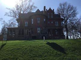 Come see this beautiful home!!