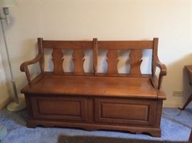 Lane cedar lined bench hope chest. 