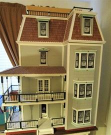 Miniature Victorian Dreamhouse Mansion  http://www.ctonlineauctions.com/detail.asp?id=682953