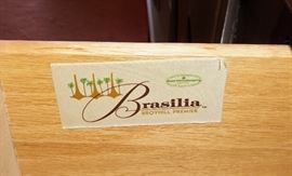 Broyhill Brasilia bedroom set