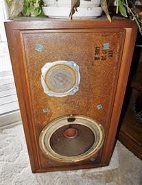 KLH Model 23 speakers