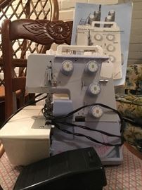 Great surger sewing machine with manual and dust cover