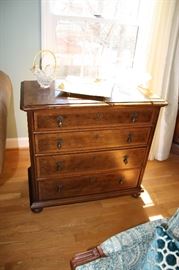 Henredon chest